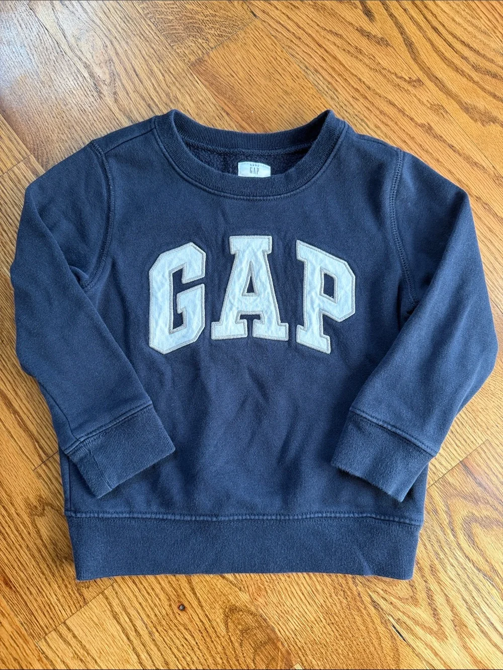 Baby Gap Crewneck Sweatshirt. Size 3 Years. Excellent Condition. Dark Navy.